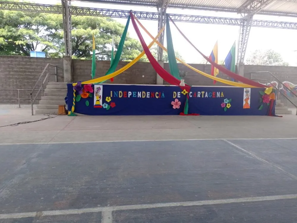 Independencia de Cartagena - Izada de bandera